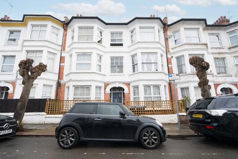 2 bed property, in Churchmead Road NW10, £395,000