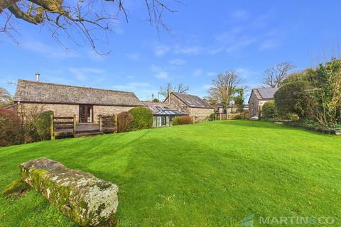 5 bed property, in Luxulyan, £750,000