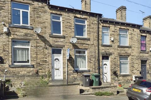 2 bed property, in Granville Street, £135,000