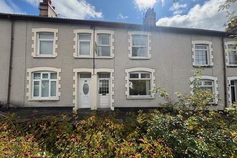 3 bed property, in Pwllglas Road, £110,000