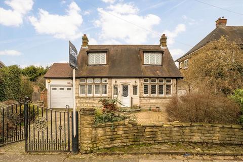 4 bed property, in Ridgeway Road North, £999,995