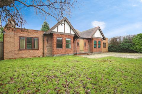 4 bed property, in Shrewley Common, £500,000