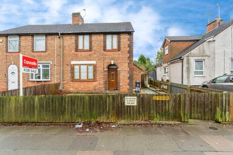 3 bed property, in Saffron Lane, £265,000