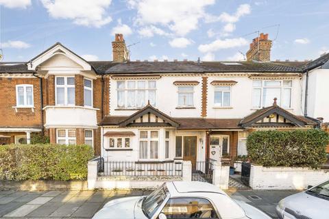 4 bed property, in Manor Park, £935,000