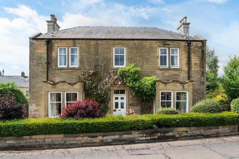 7 bed property, in Bellevue House, £550,000