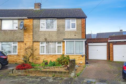3 bed property, in Carsdale Close, £367,500