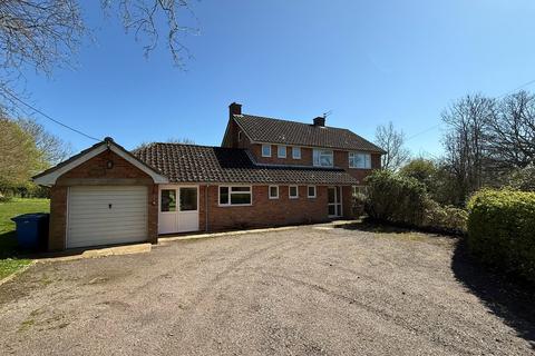 4 bed property, in Brampton, £500,000