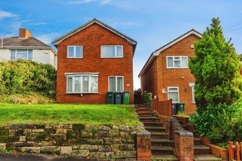 3 bed property, in Hardy Road, £210,000