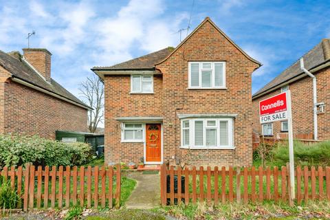 3 bed property, in The Frenches, £525,000