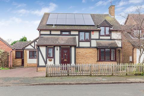 4 bed property, in Newton Road, £425,000