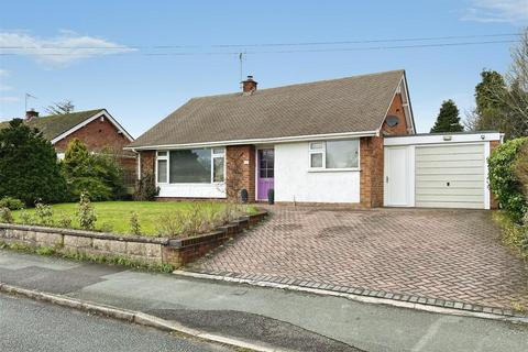 3 bed property, in Birch Road, £425,000