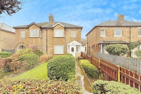 3 bed property, in Back Lane, £315,000
