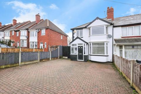 3 bed property, in Uplands Avenue, £280,000
