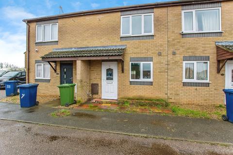2 bed property, in Harrys Way, £120,000