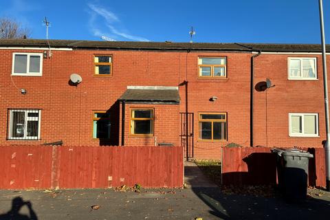 2 bed property, in Nineveh Gardens, £115,000