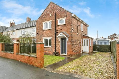 3 bed property, in Barnsley Road, £110,000