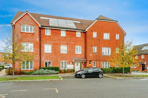 2 bed property, in Webber Street, £285,000