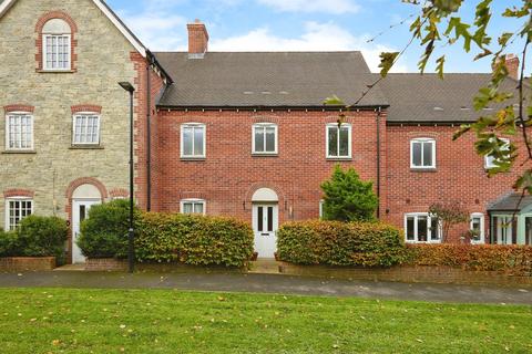3 bed property, in Badger Walk, £250,000