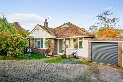 3 bed property, in Station Road, £395,000