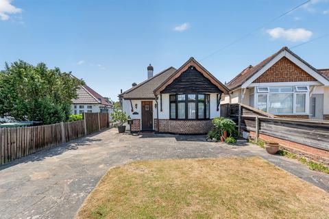 2 bed property, in The Warren, £600,000