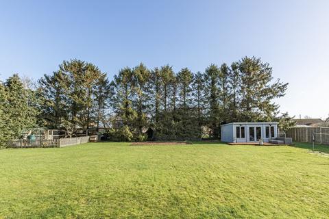 5 bed property, in Ashill, £700,000