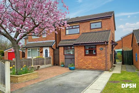 2 bed property, in Clayton Way, £250,000