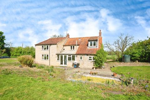 3 bed property, in Green Lane Cottage, £385,000