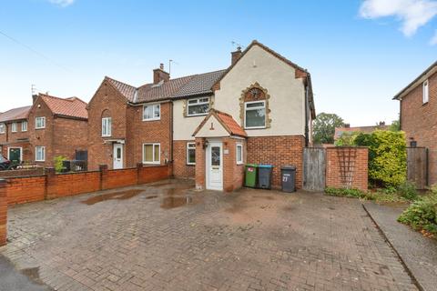 4 bed property, in Valley Road, £250,000
