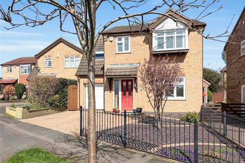 4 bed property, in Herrick Way, £400,000