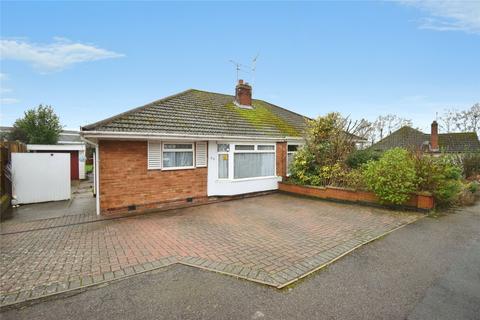 3 bed property, in Foxhunter Drive, £300,000