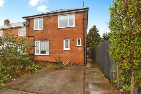4 bed property, in Coronation Avenue, £240,000