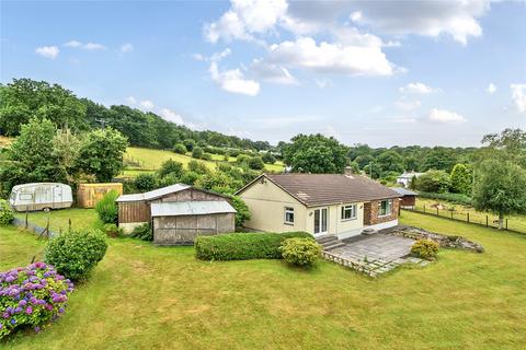 5 bed property, in Coxpark, £650,000