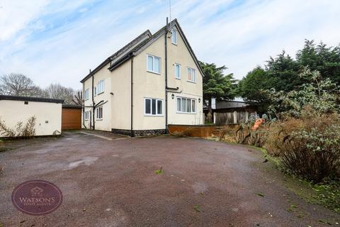 6 bed property, in Mansfield Road, £475,000