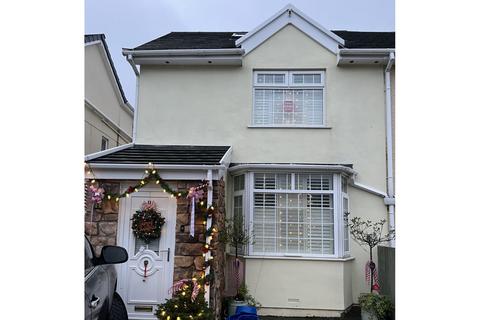 3 bed property, in Waunfawr Park Road, £385,000