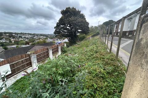 Studio, in Station Road, £85,000