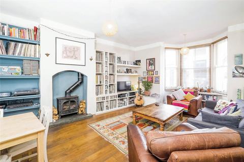 4 bed property, in North Street, £475,000