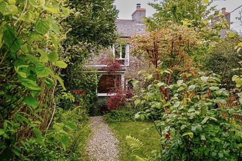 1 bed property, in Goonbell, £275,000