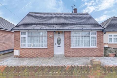 3 bed property, in Parsonage Road, £525,000