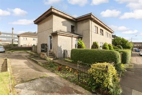 3 bed property, in Toward Road, £80,000