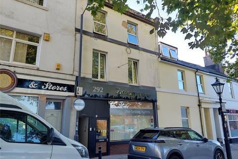 3 bed property, in Union Street, £175,000