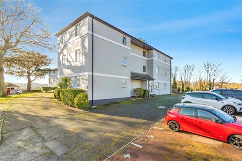 1 bed property, in Thurlow Road, £100,000