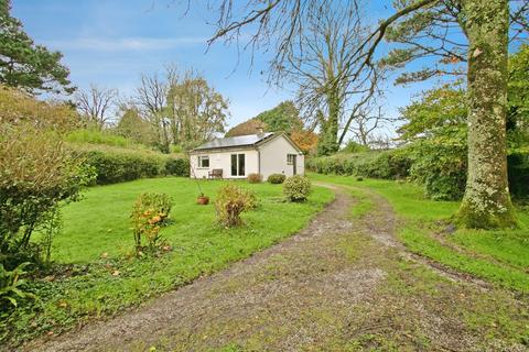 2 bed property, in Callestick, £500,000