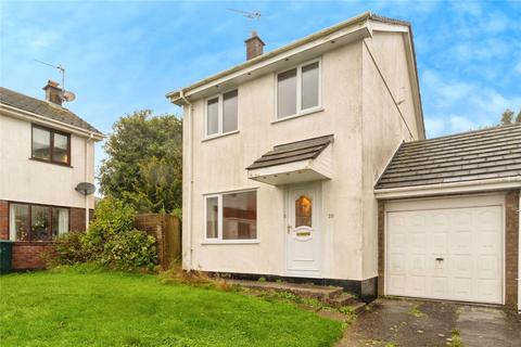3 bed property, in Ventonlace, £250,000