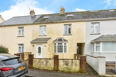 5 bed property, in Green Lane, £170,000