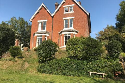 7 bed property, in Cambridge Road, £845,000