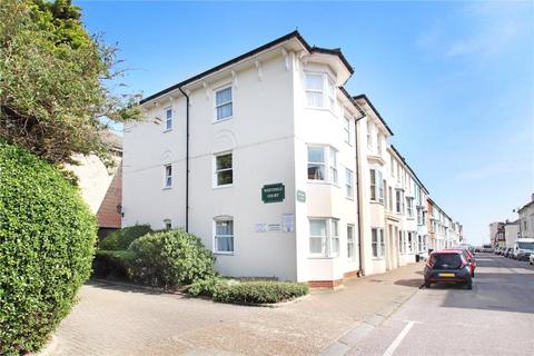 1 bed property, in Norfolk Road, £65,000