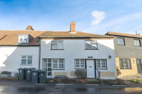 2 bed property, in Warren Road, £350,000
