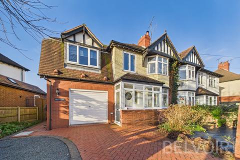 4 bed property, in Porthill Drive, £425,000