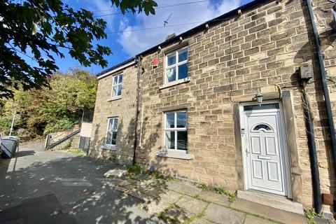 3 bed property, in Huddersfield Road, £245,000