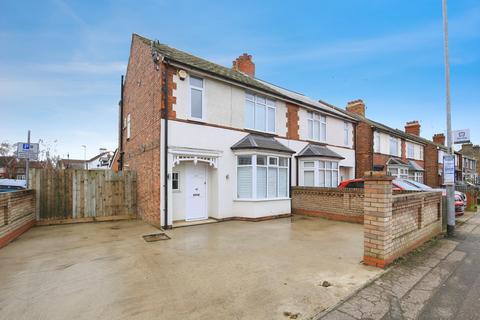 3 bed property, in Fletton Avenue, £300,000